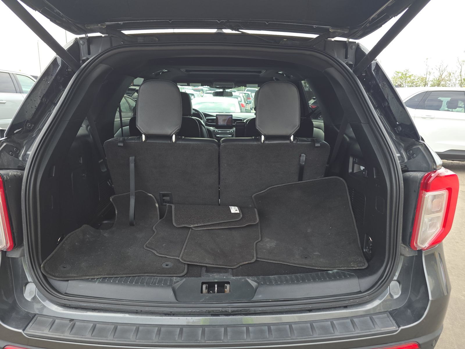 2020 Ford Explorer XLT AWD