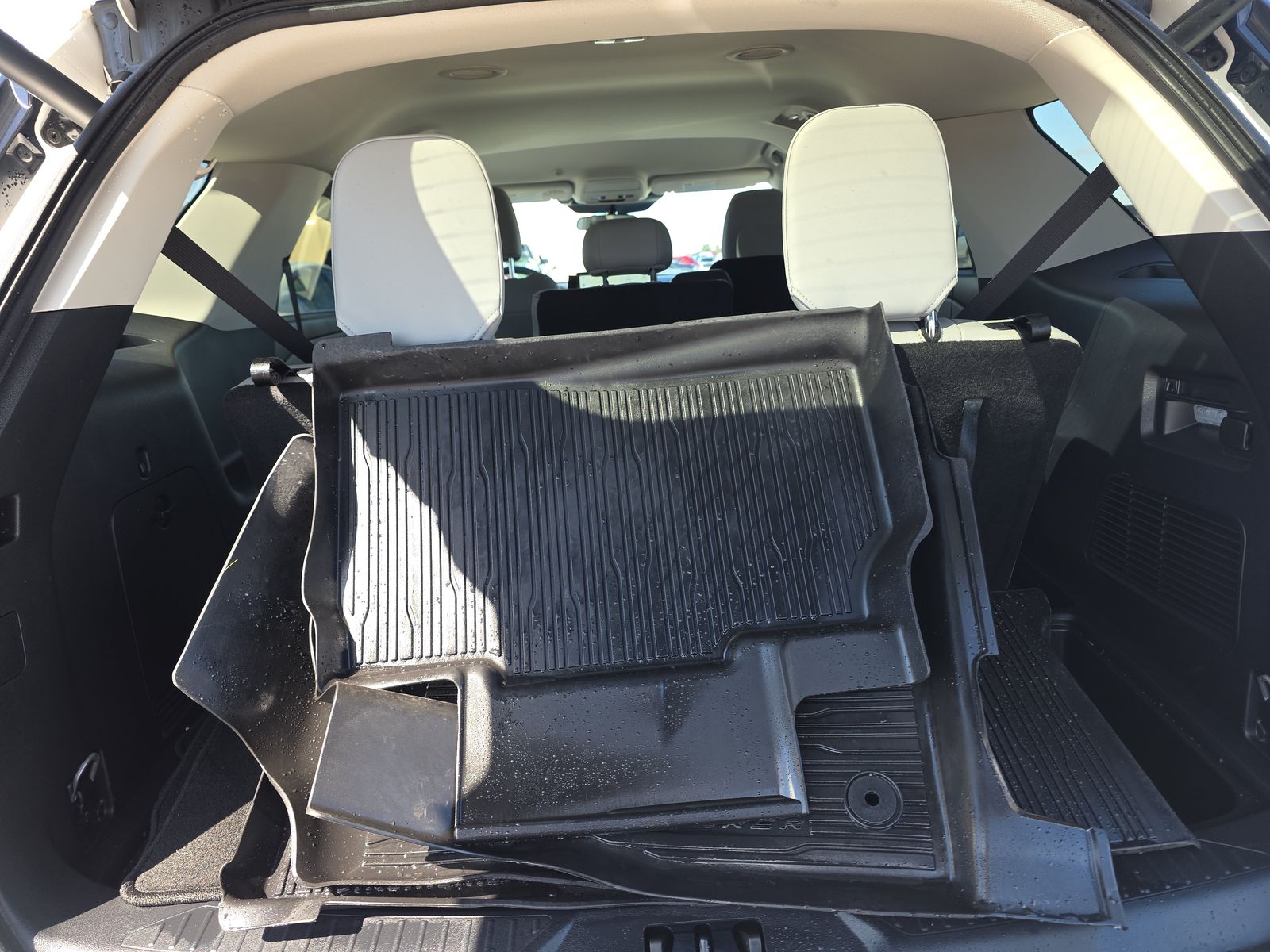 2025 Ford Explorer Active AWD