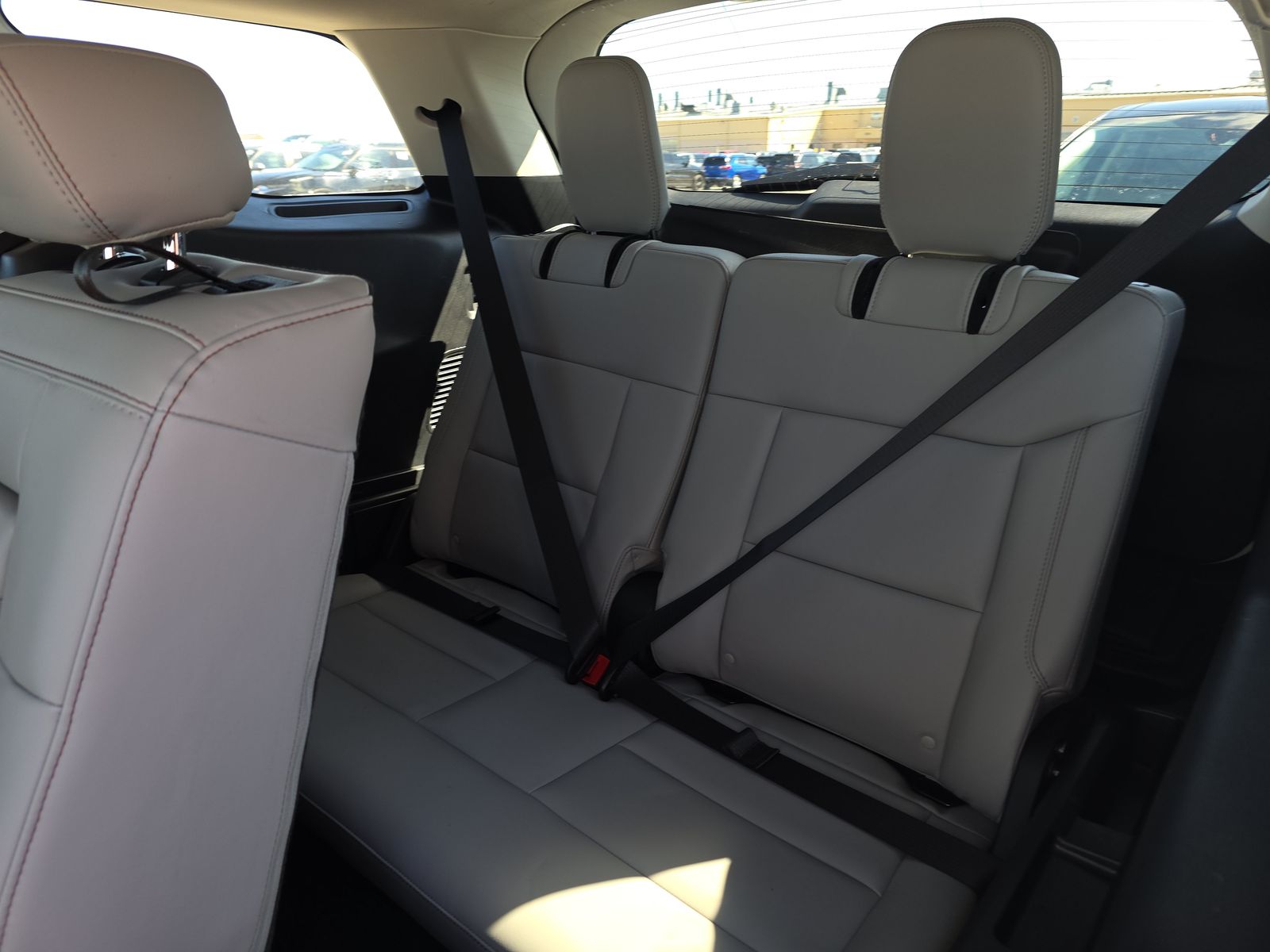 2025 Ford Explorer Active AWD