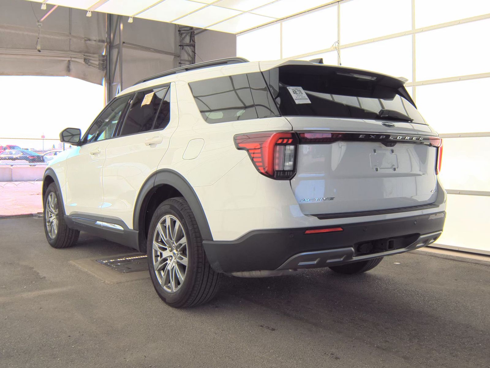 2025 Ford Explorer Active AWD