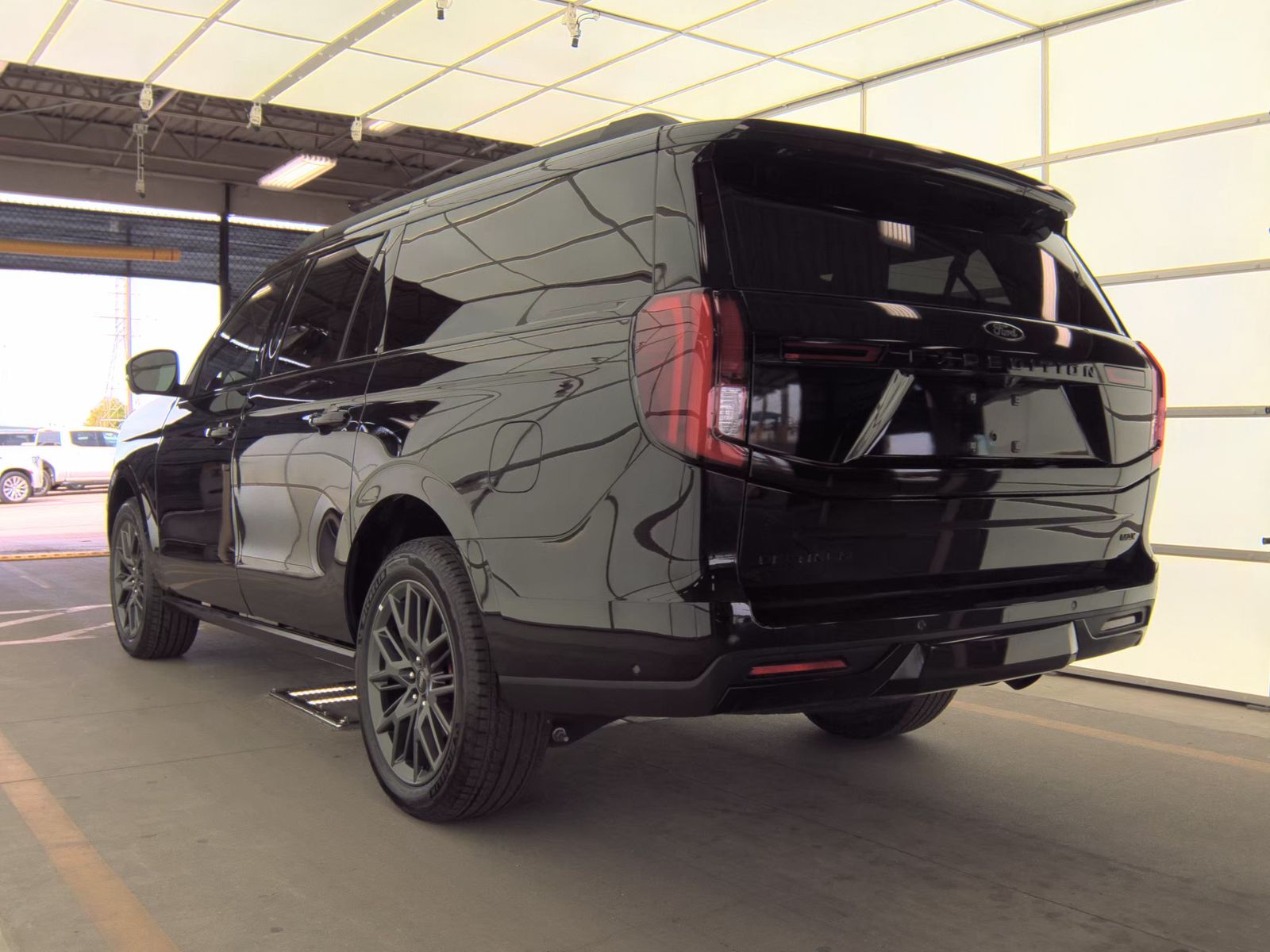 FORD EXPEDITION MAX - 9