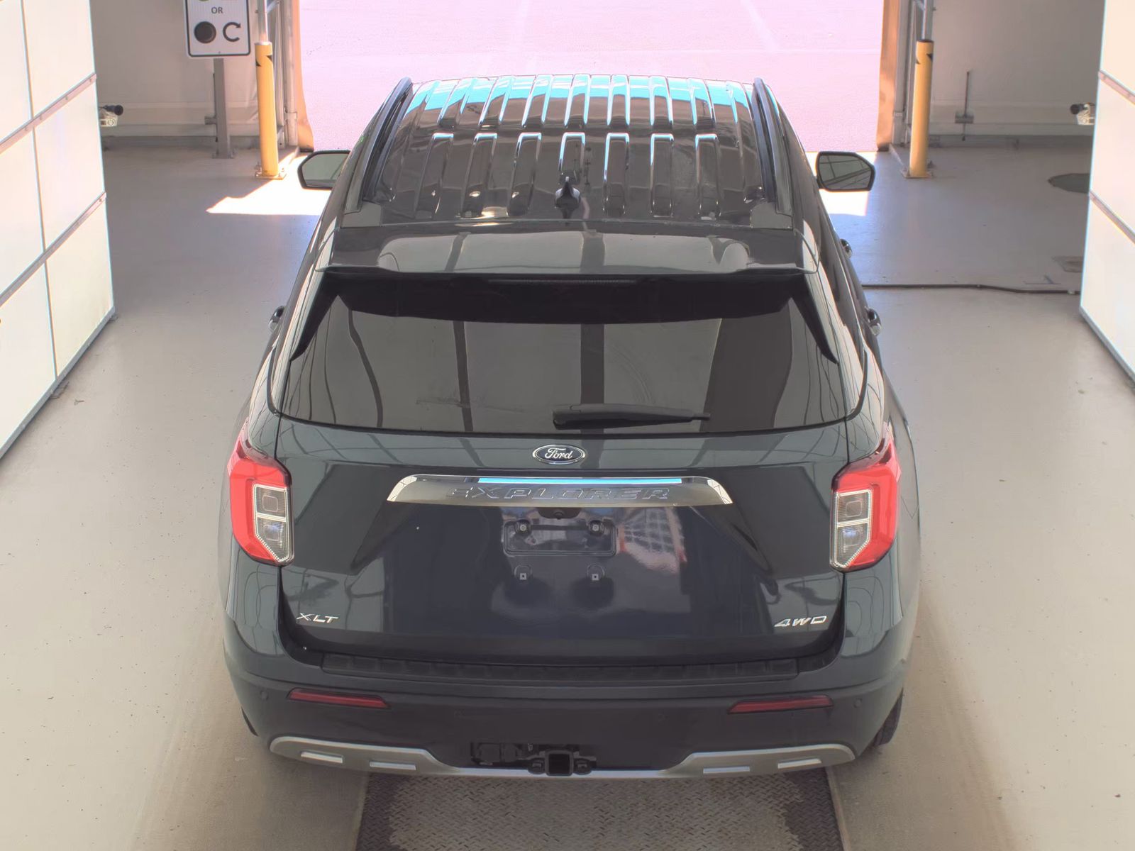 2022 Ford Explorer XLT AWD