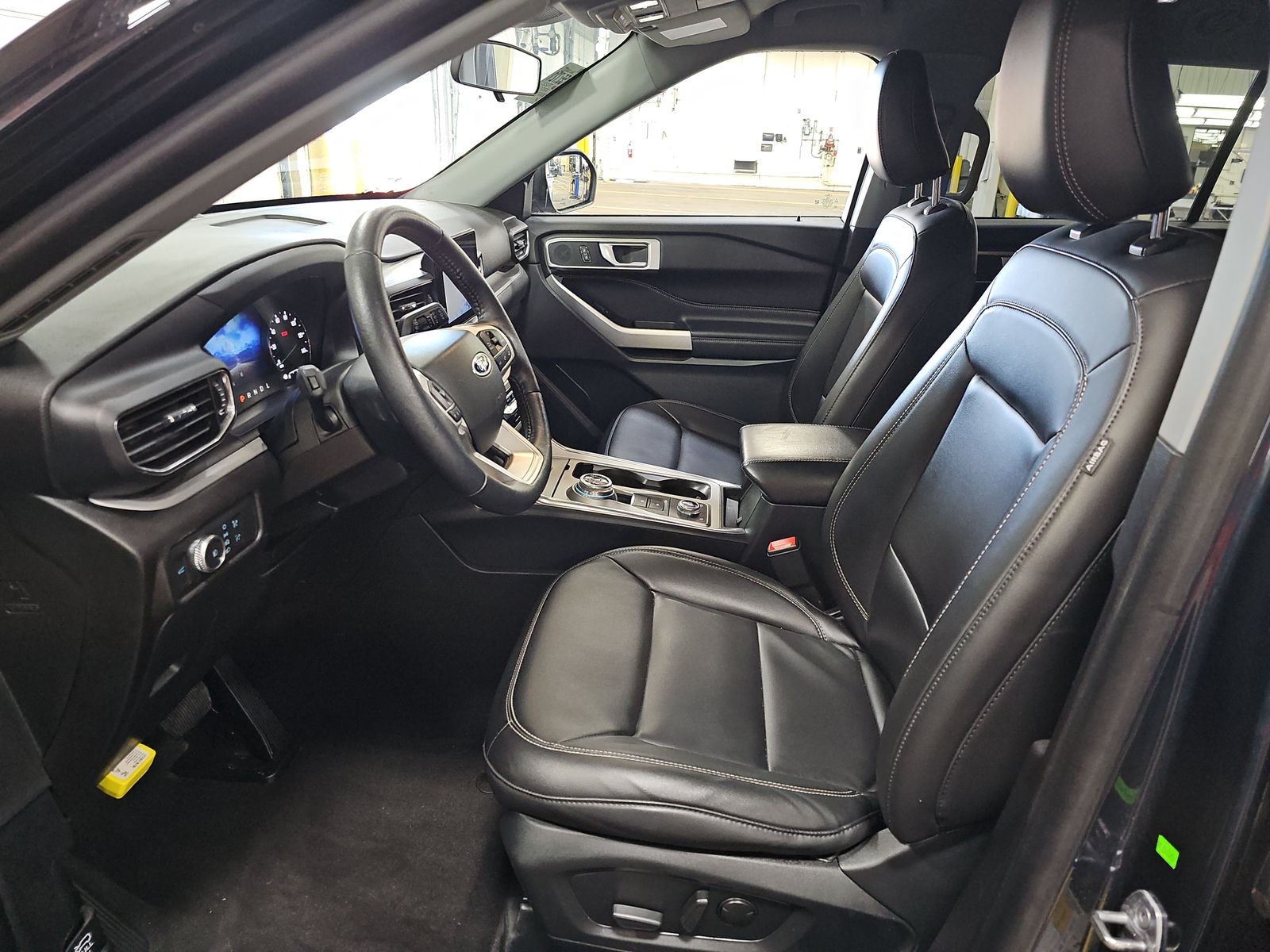 2022 Ford Explorer XLT AWD