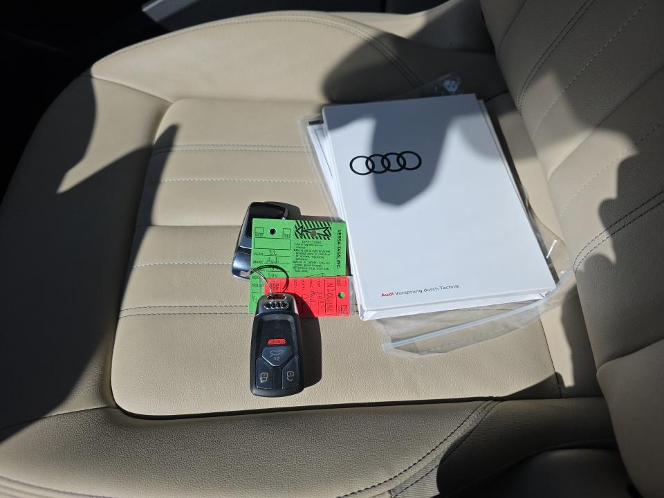 2022 Audi Q5 S line Premium AWD