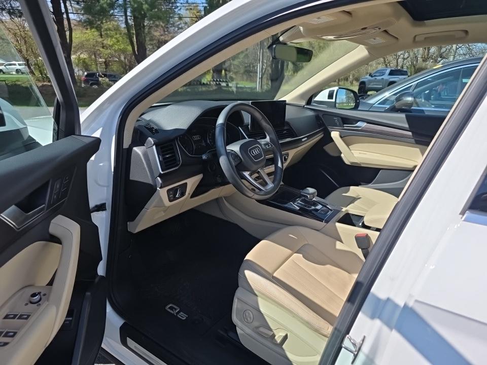 2022 Audi Q5 S line Premium AWD