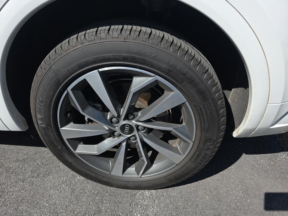 2022 Audi Q5 S line Premium AWD