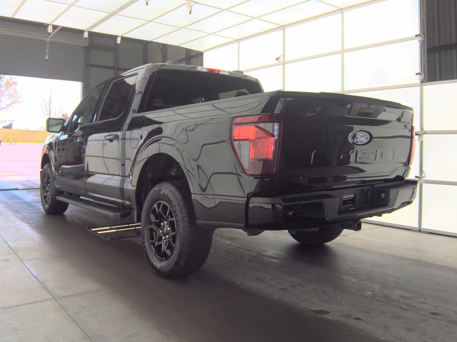 2025 Ford F-150 XLT AWD