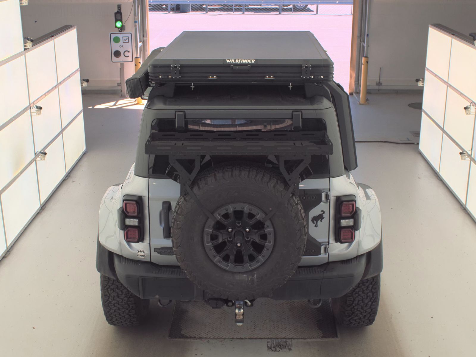 FORD BRONCO - 7