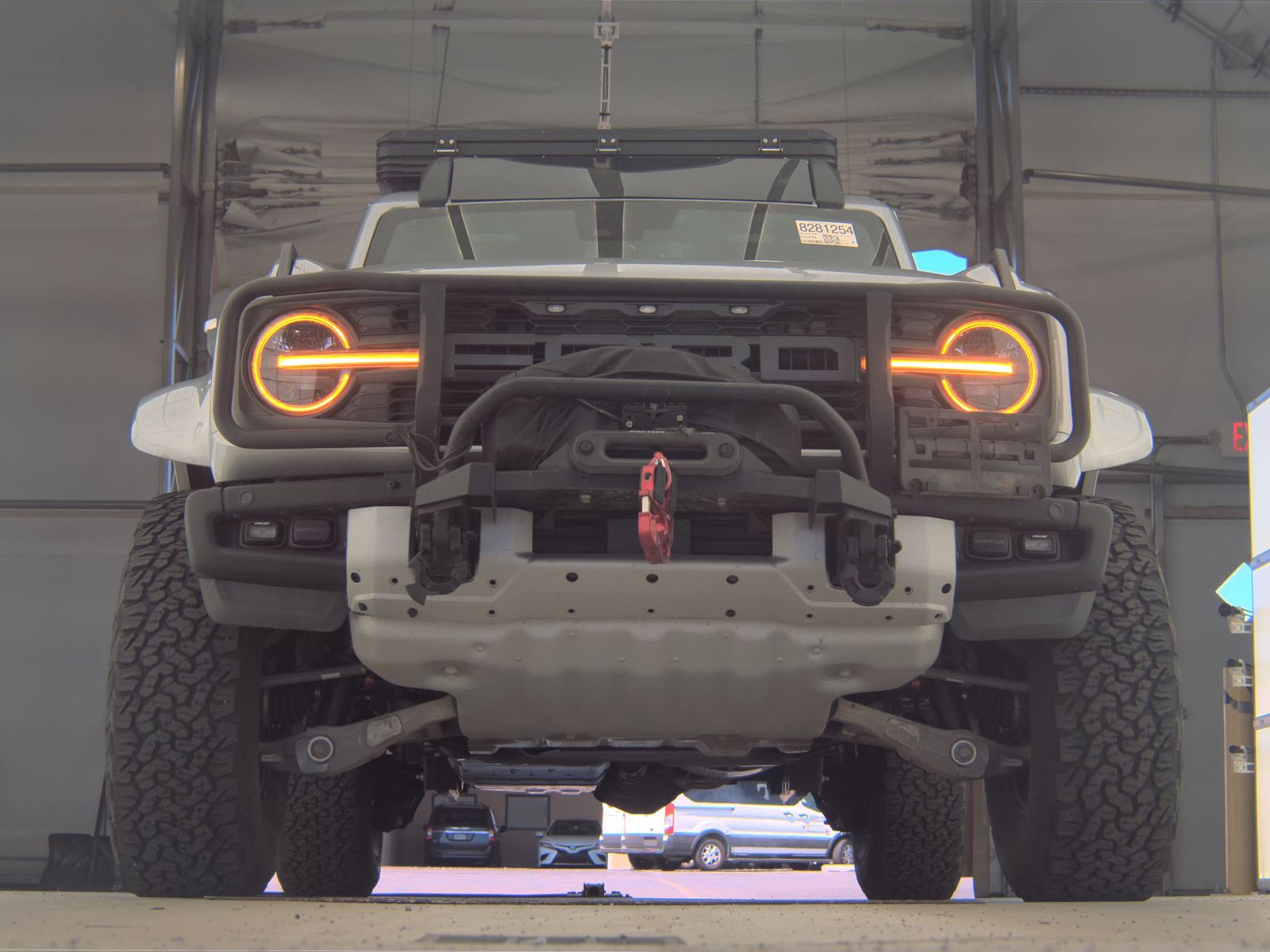 FORD BRONCO - 4