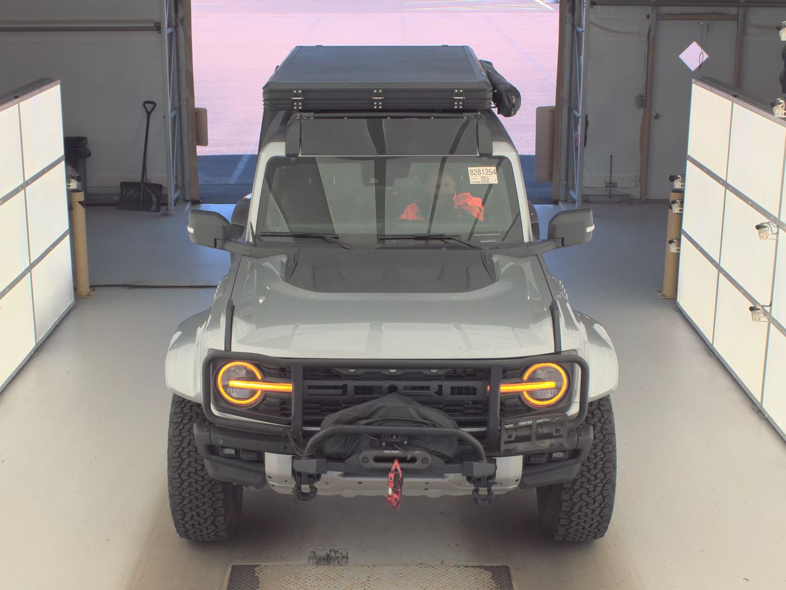FORD BRONCO - 3
