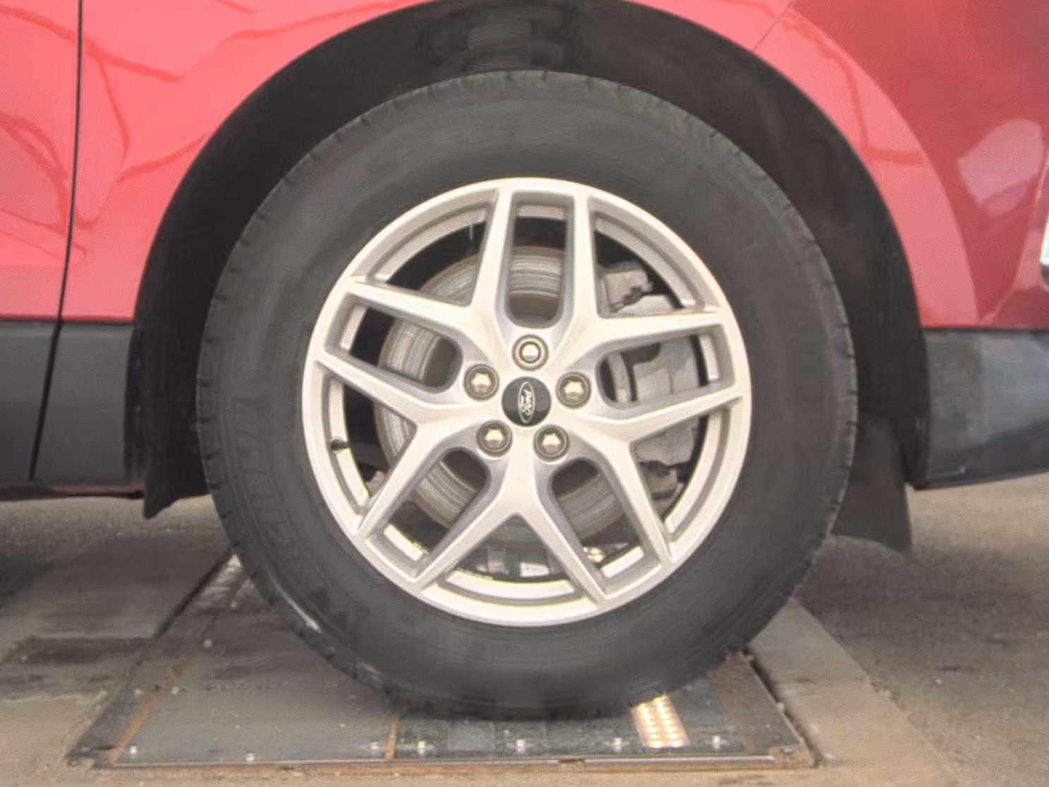 2023 Ford Edge SEL AWD