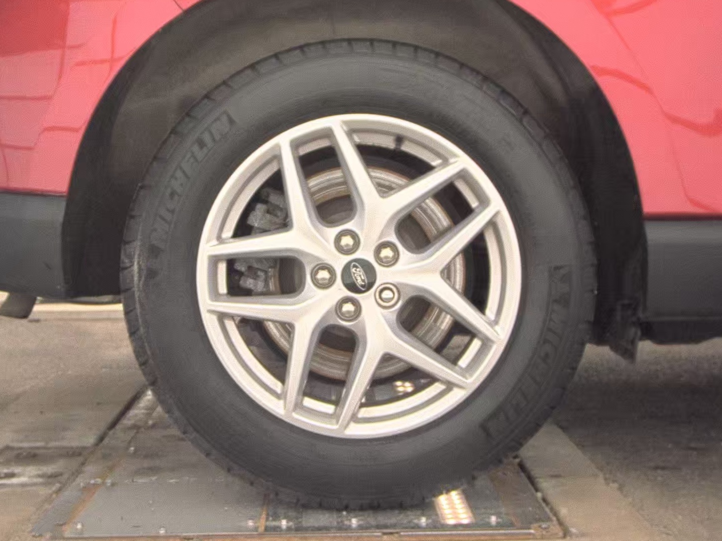 2023 Ford Edge SEL AWD