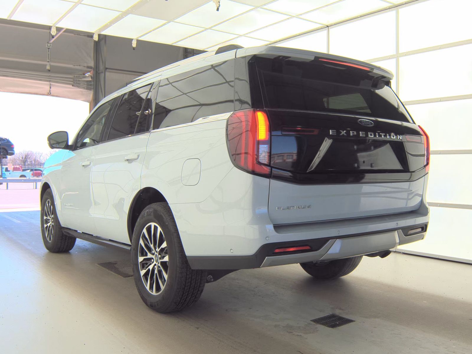 FORD EXPEDITION - 9