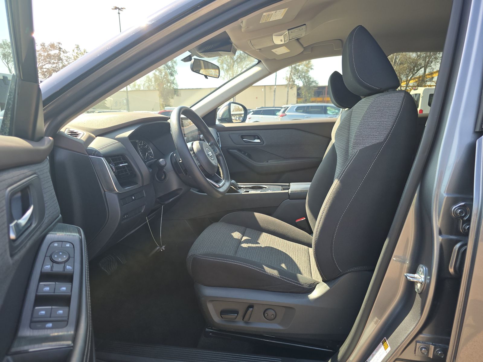 2021 Nissan Rogue SV FWD