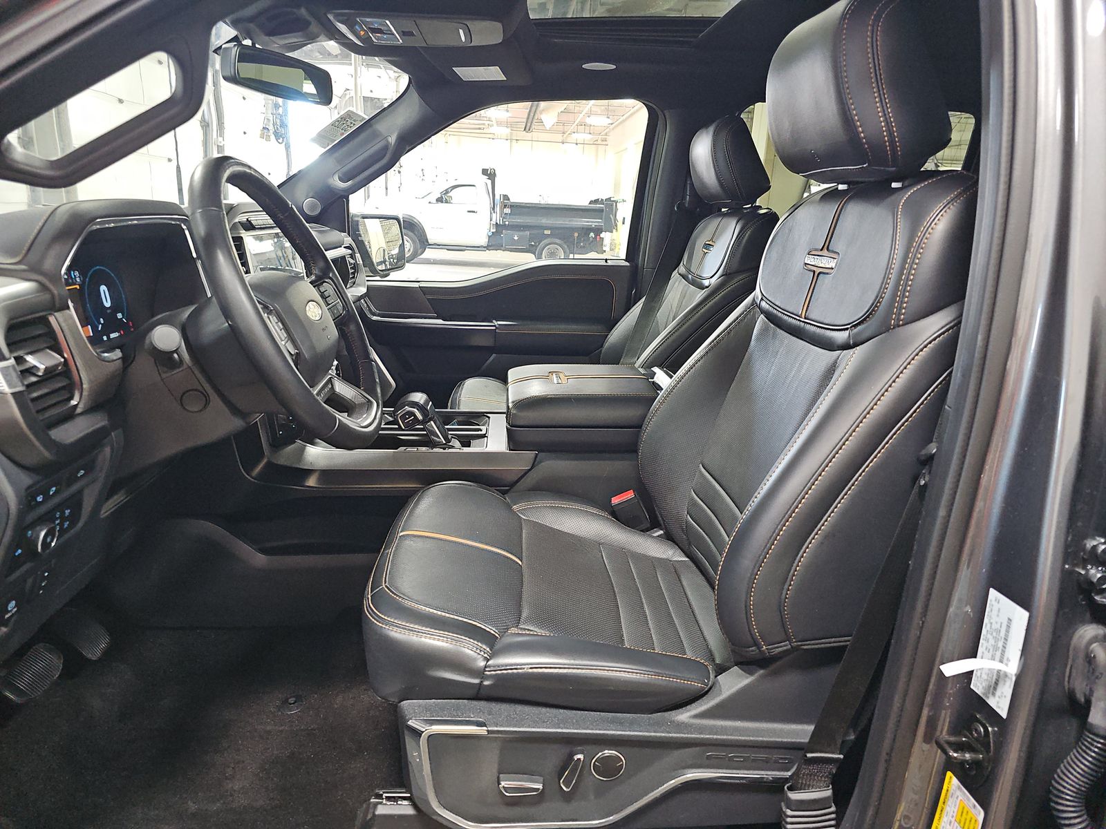 2022 Ford F-150 Platinum AWD