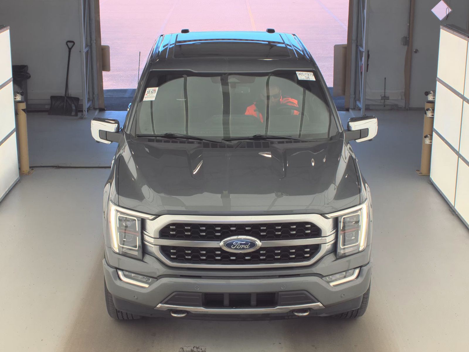 2022 Ford F-150 Platinum AWD