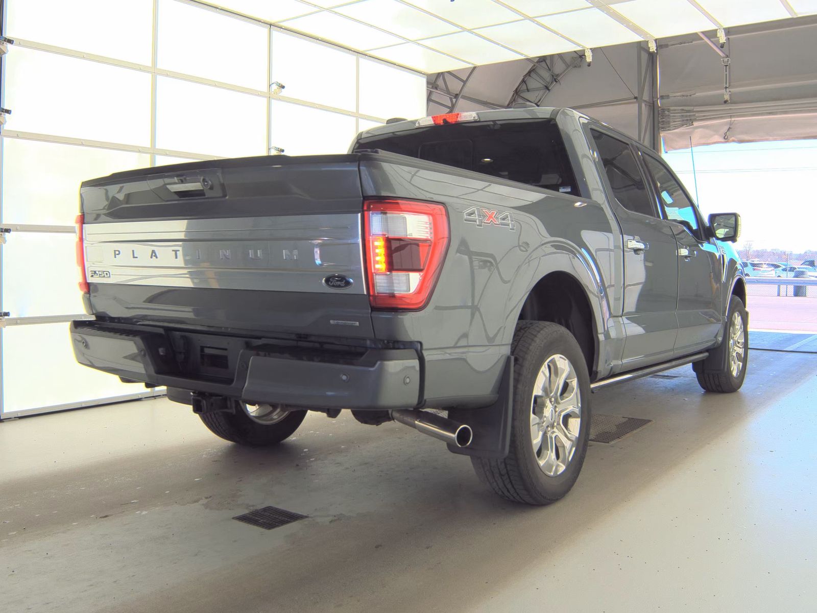 2022 Ford F-150 Platinum AWD