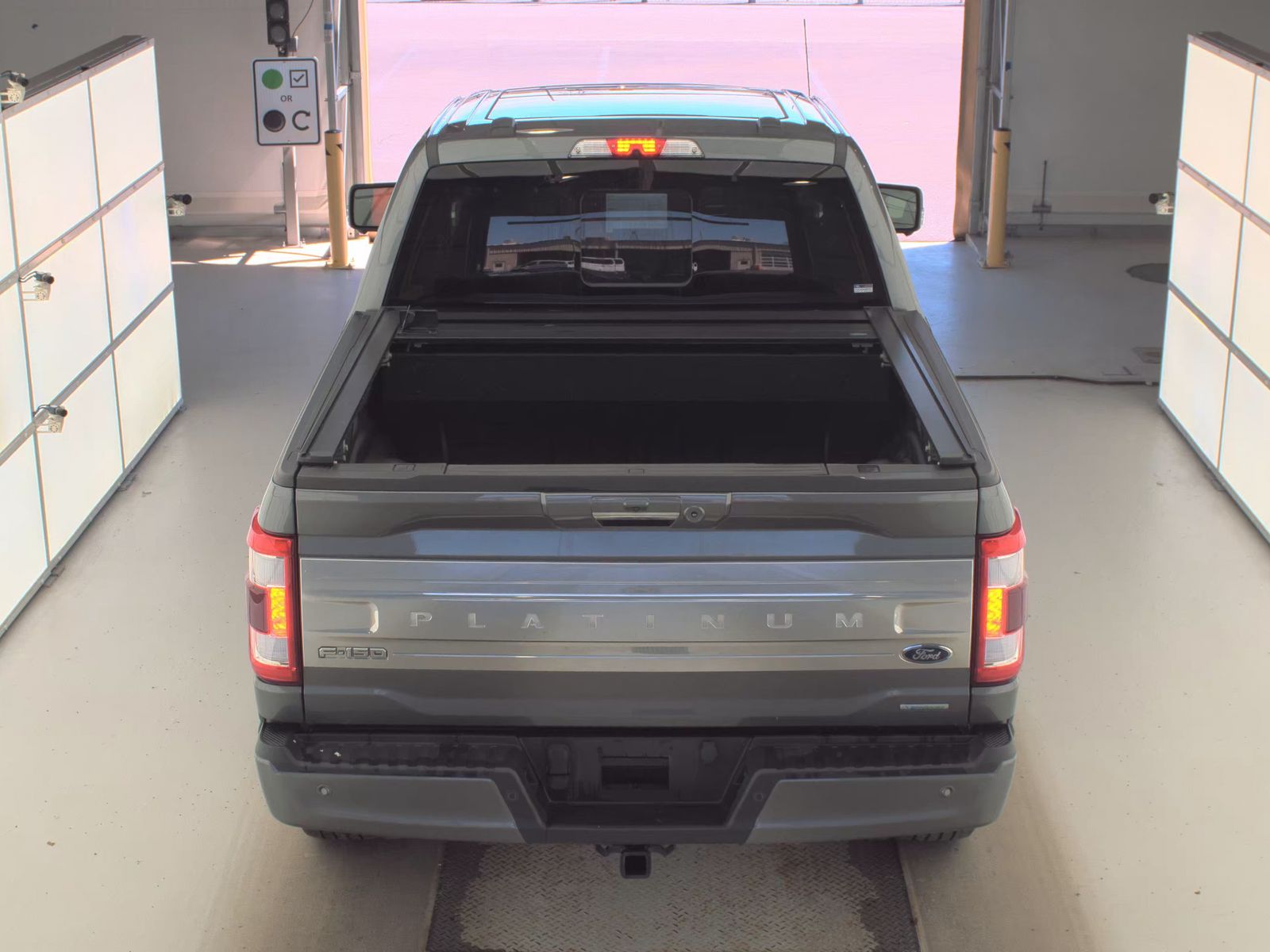 2022 Ford F-150 Platinum AWD