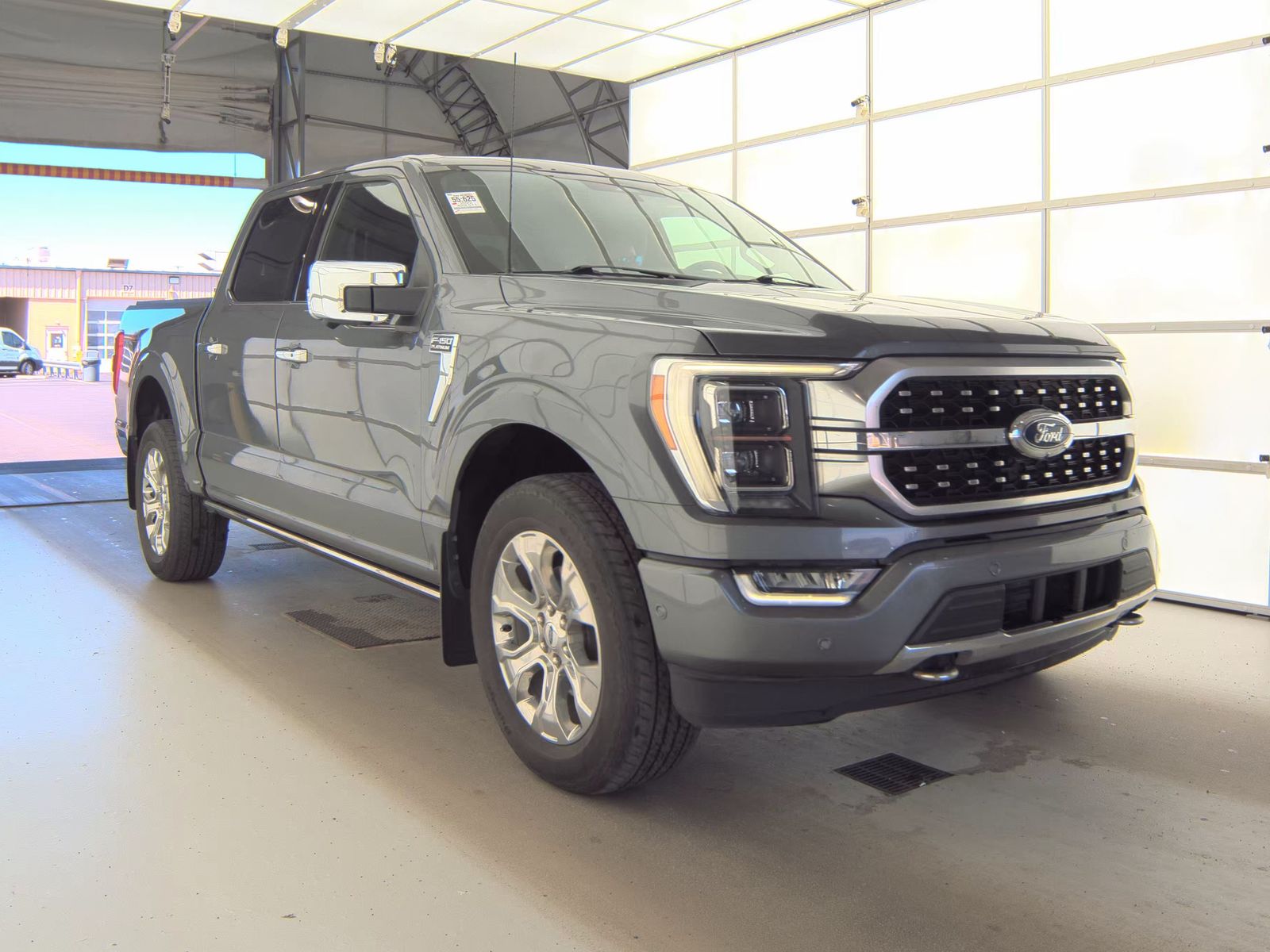 2022 Ford F-150 Platinum AWD