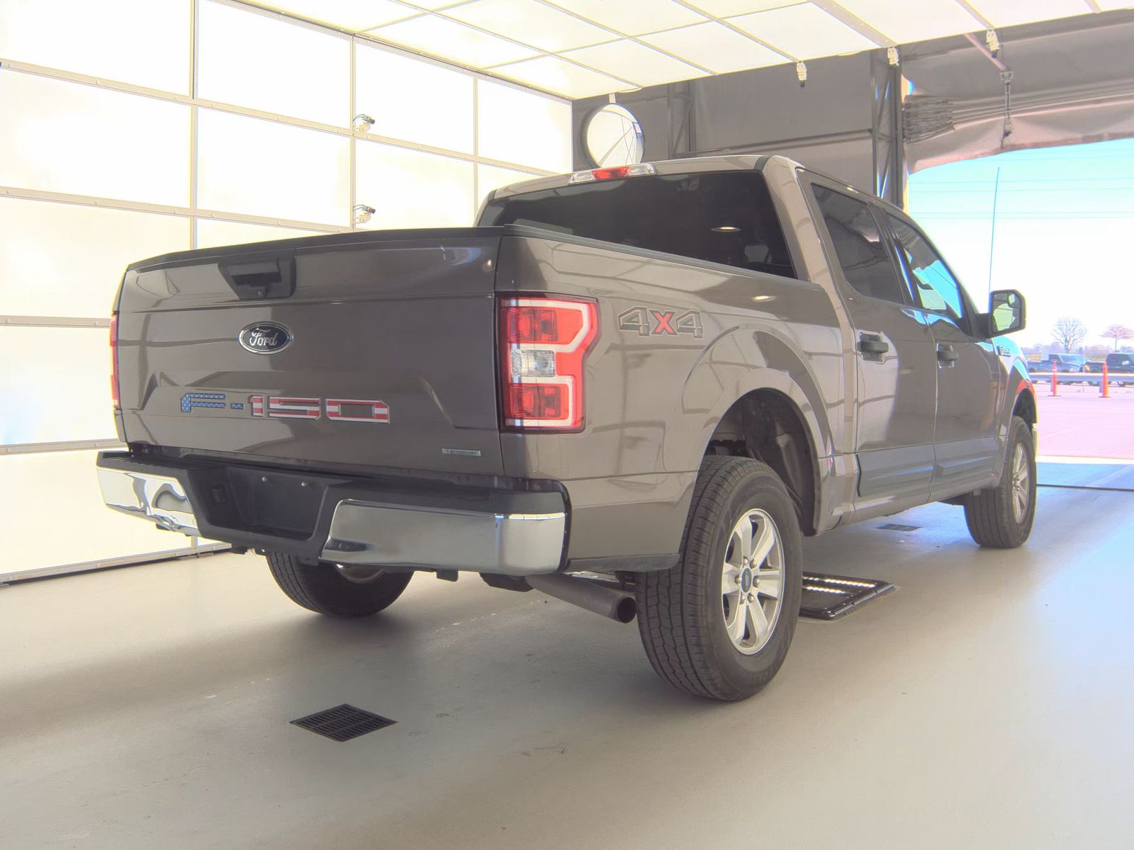 FORD F-150 - 6