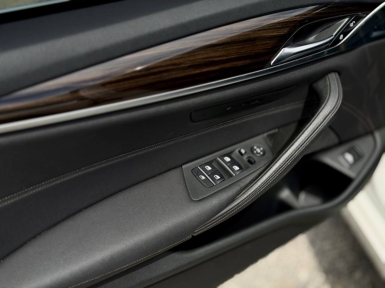 2021 BMW 5 Series 530i RWD