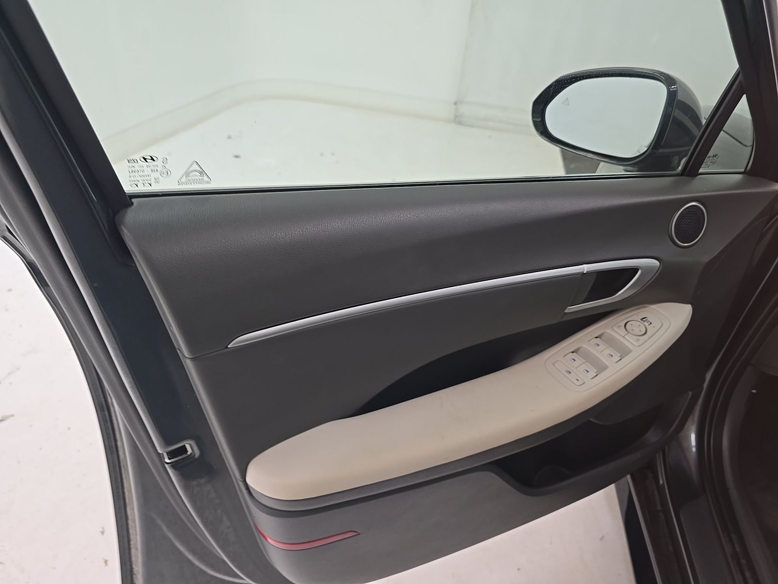 HYUNDAI SEL FWD - 10