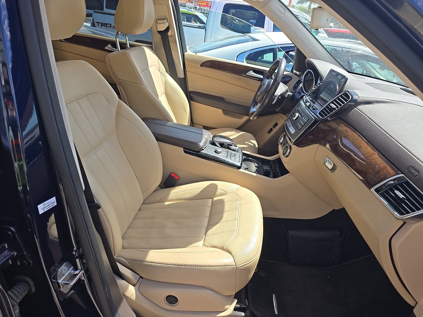 MERCEDES-BENZ GLS - 9