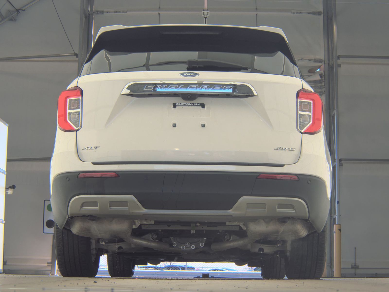 2023 Ford Explorer XLT AWD