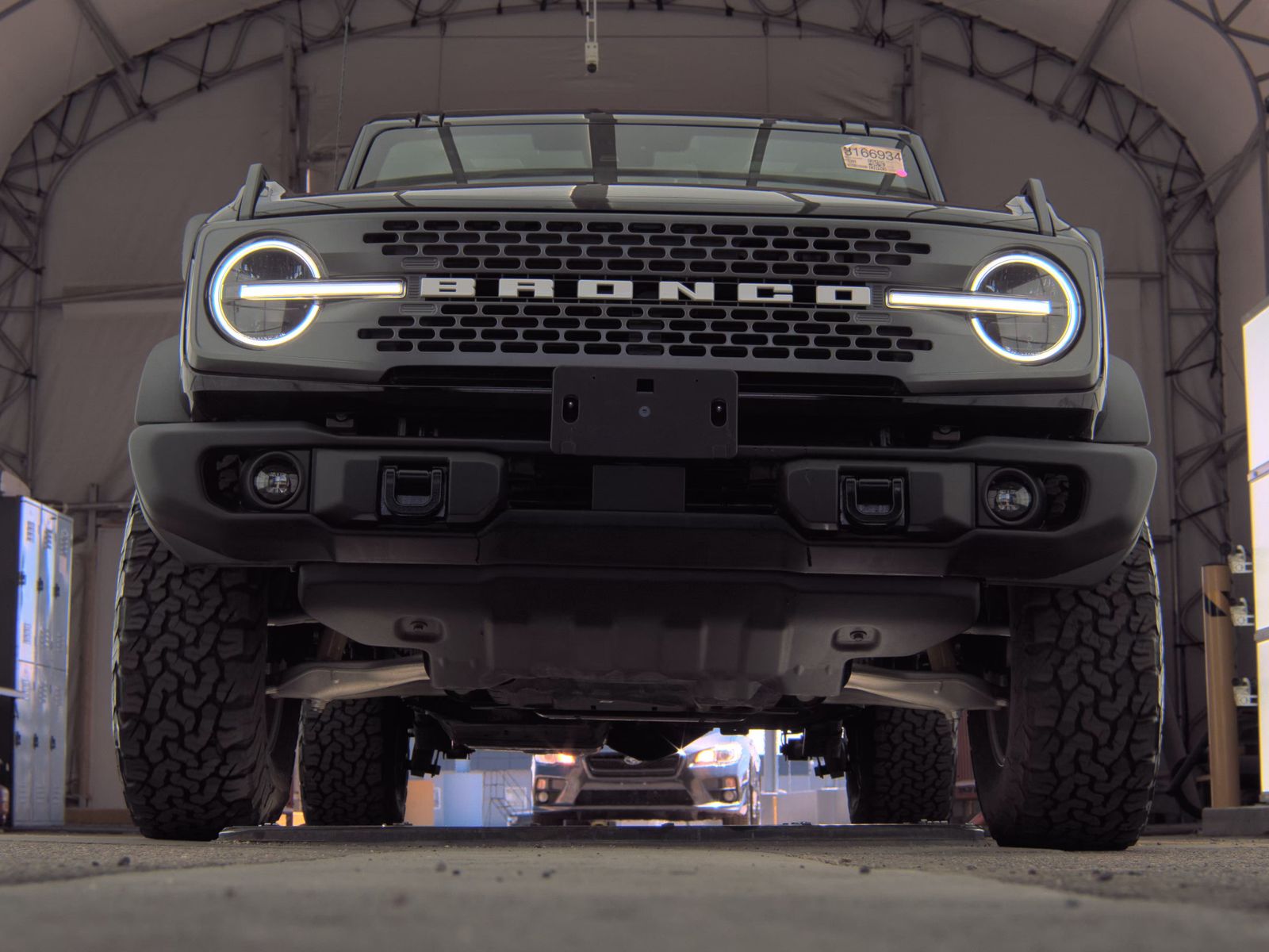 FORD BRONCO - 4