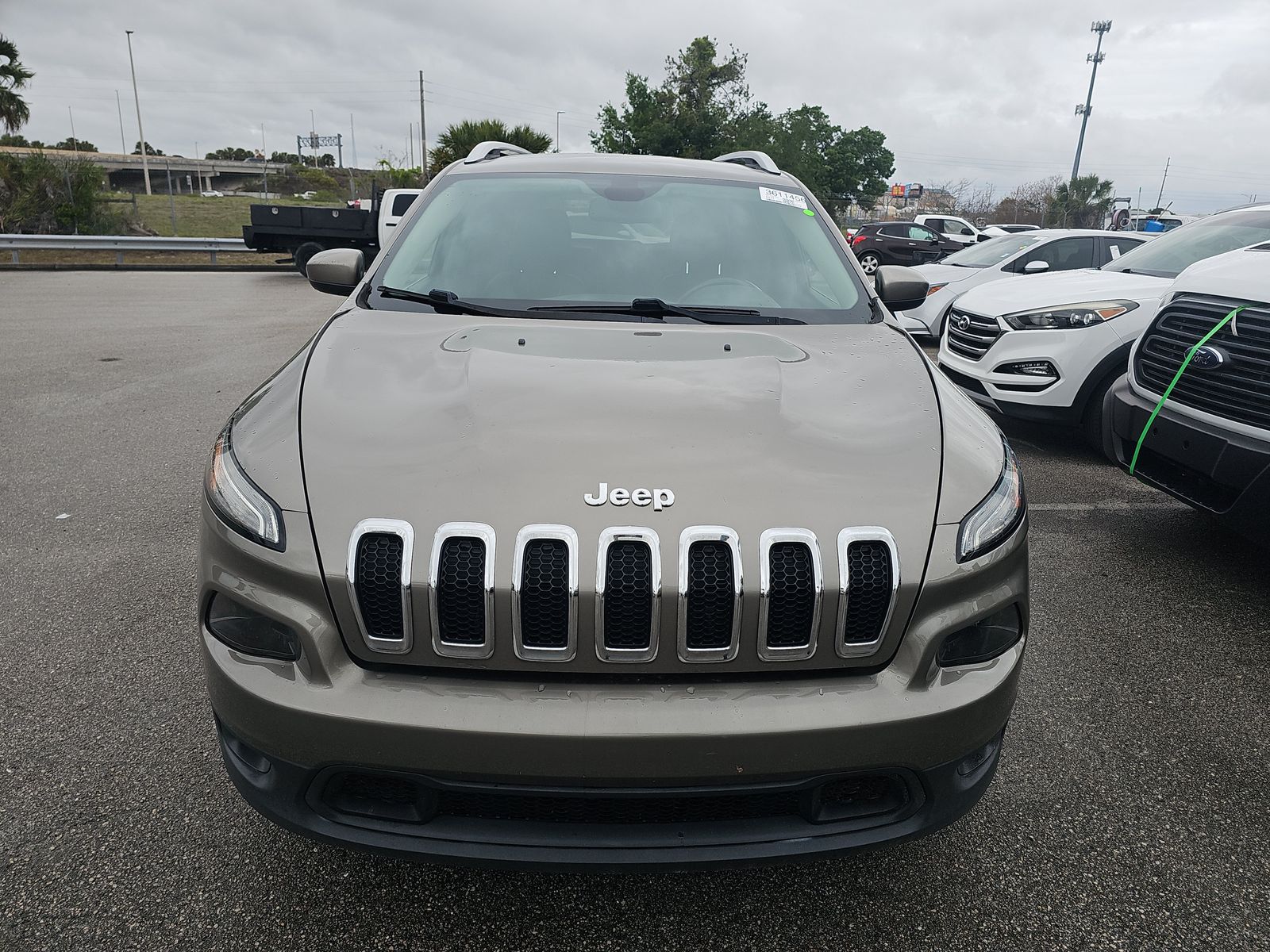 JEEP LATITUDE PLUS - 3