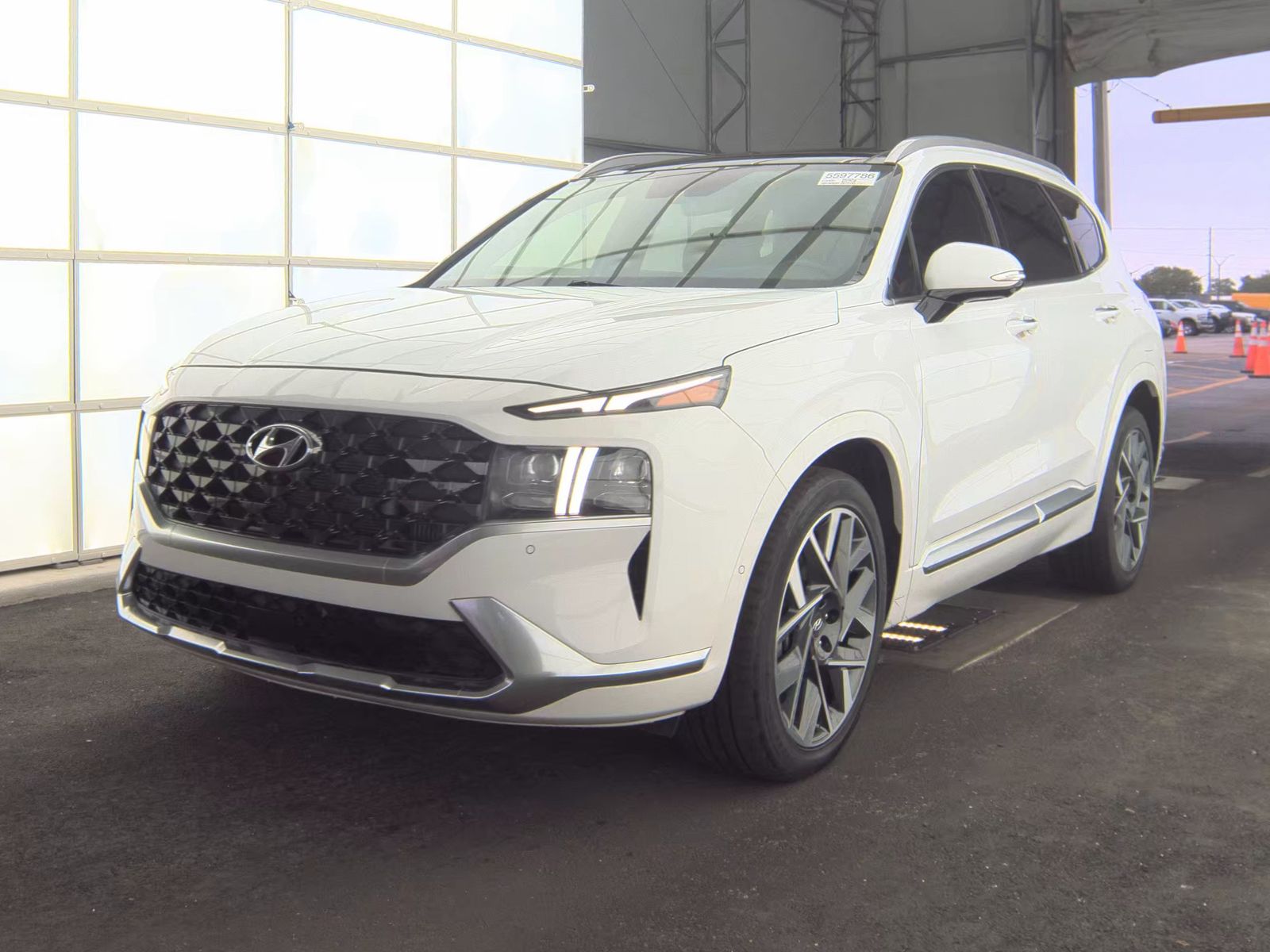 HYUNDAI CALLIGRAPH - 1