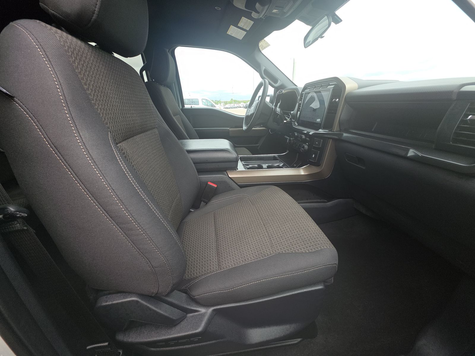 2024 Ford F-150 STX AWD