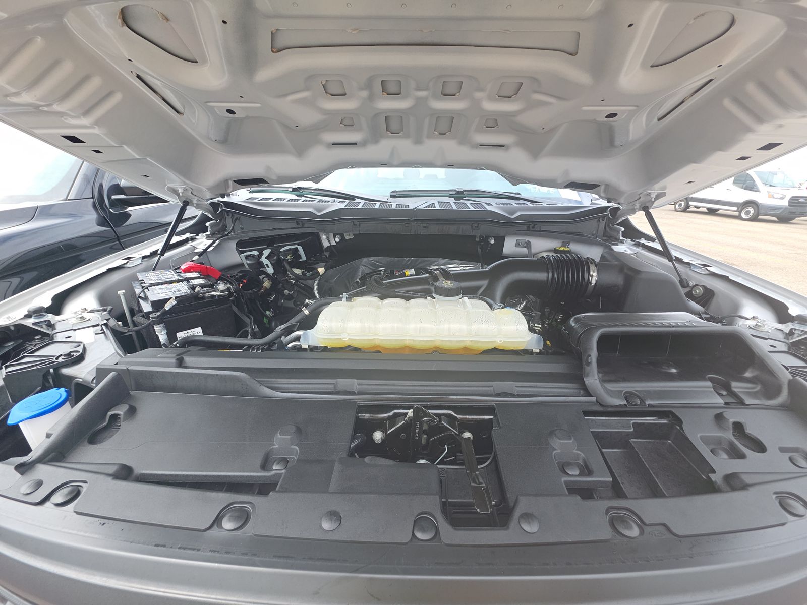 2024 Ford F-150 STX AWD