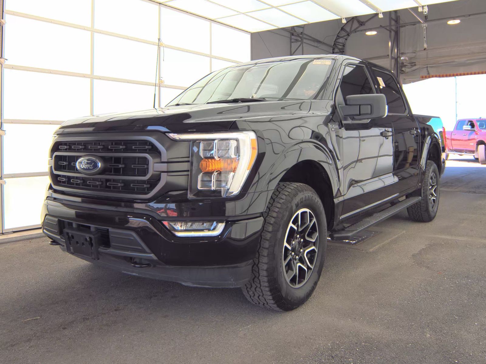 2023 Ford F-150 XLT AWD