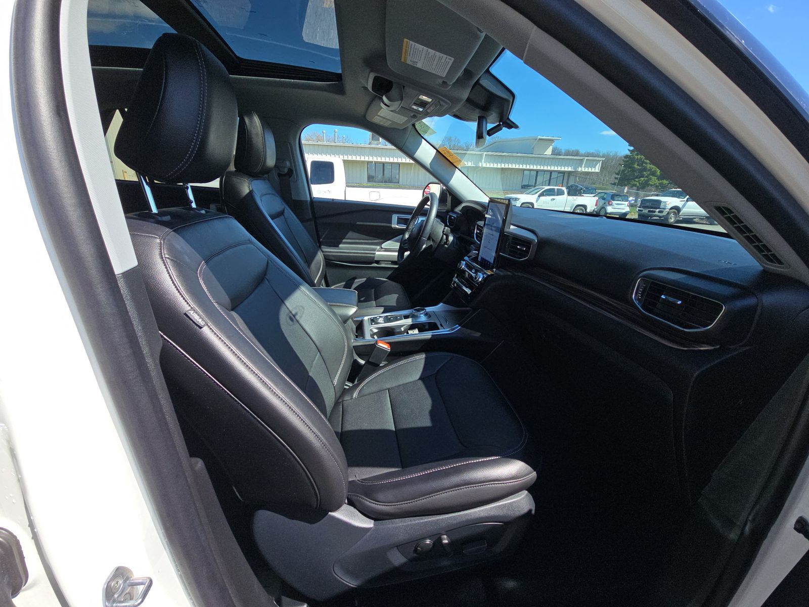 2023 Ford Explorer Limited AWD