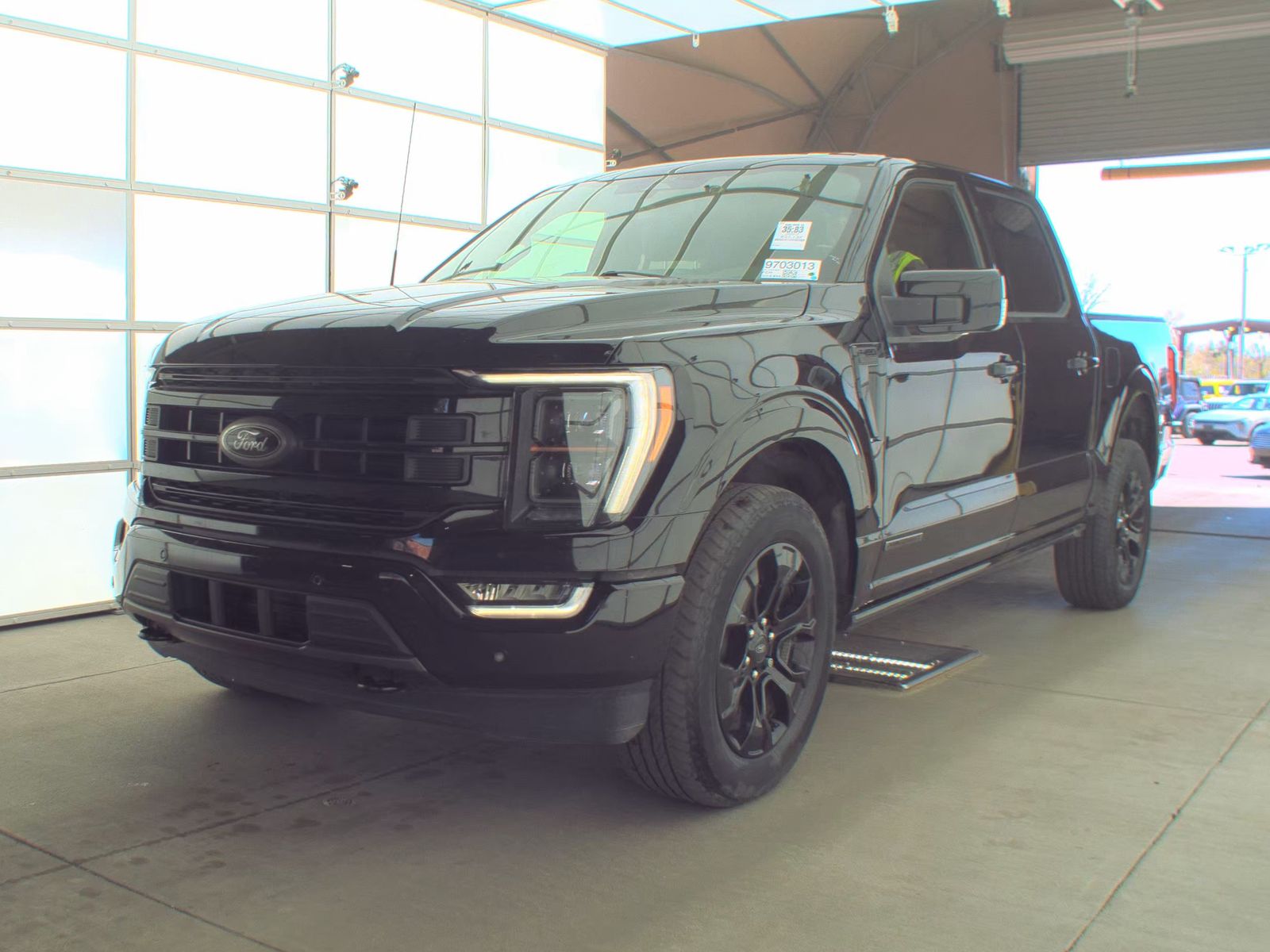 2022 Ford F-150 Hybrid Lariat AWD