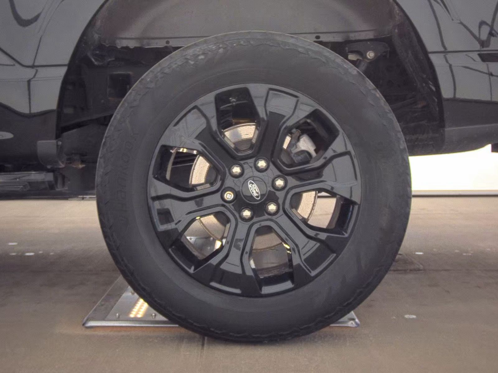 2022 Ford F-150 Hybrid Lariat AWD