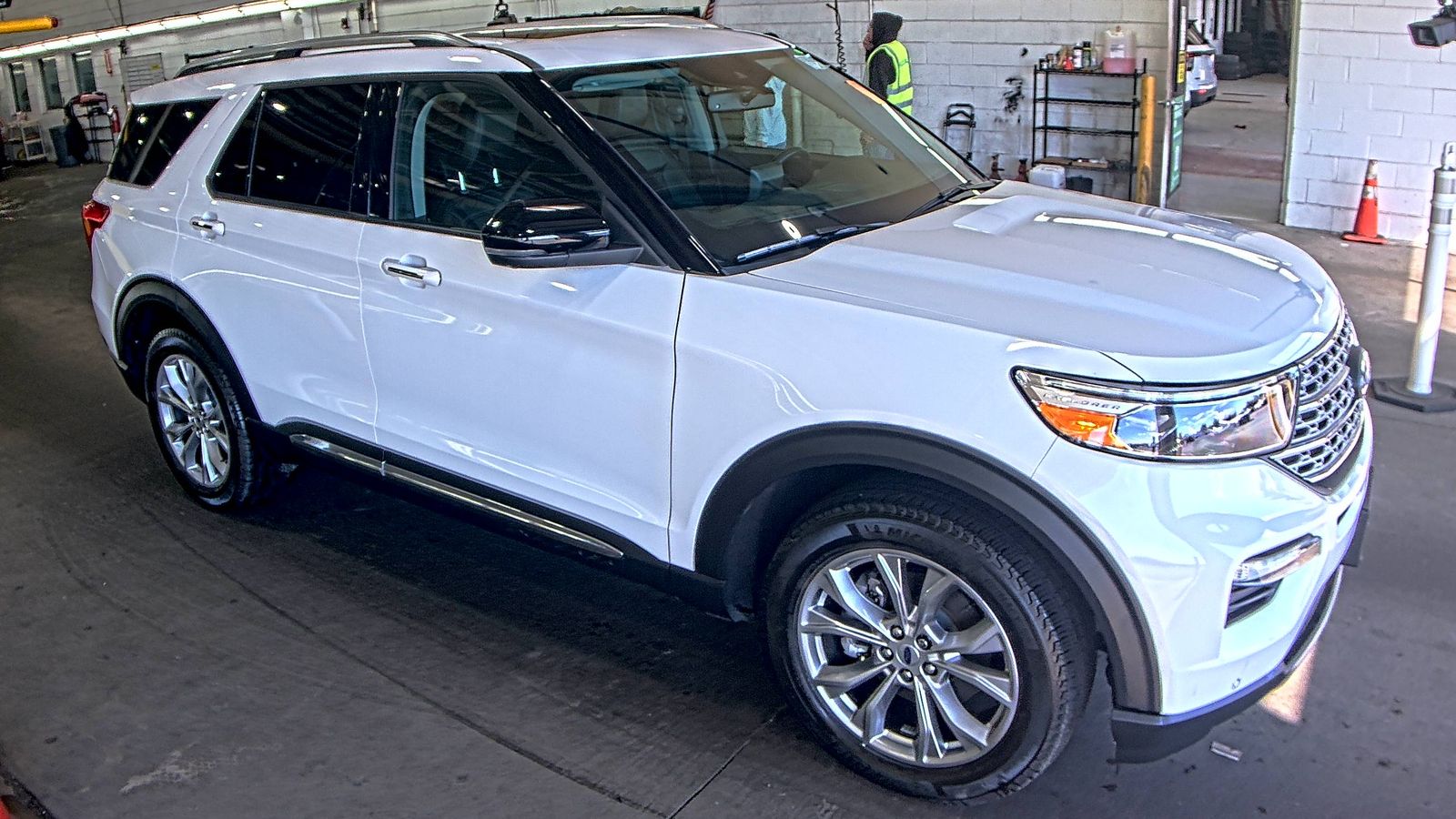 2023 Ford Explorer Limited AWD