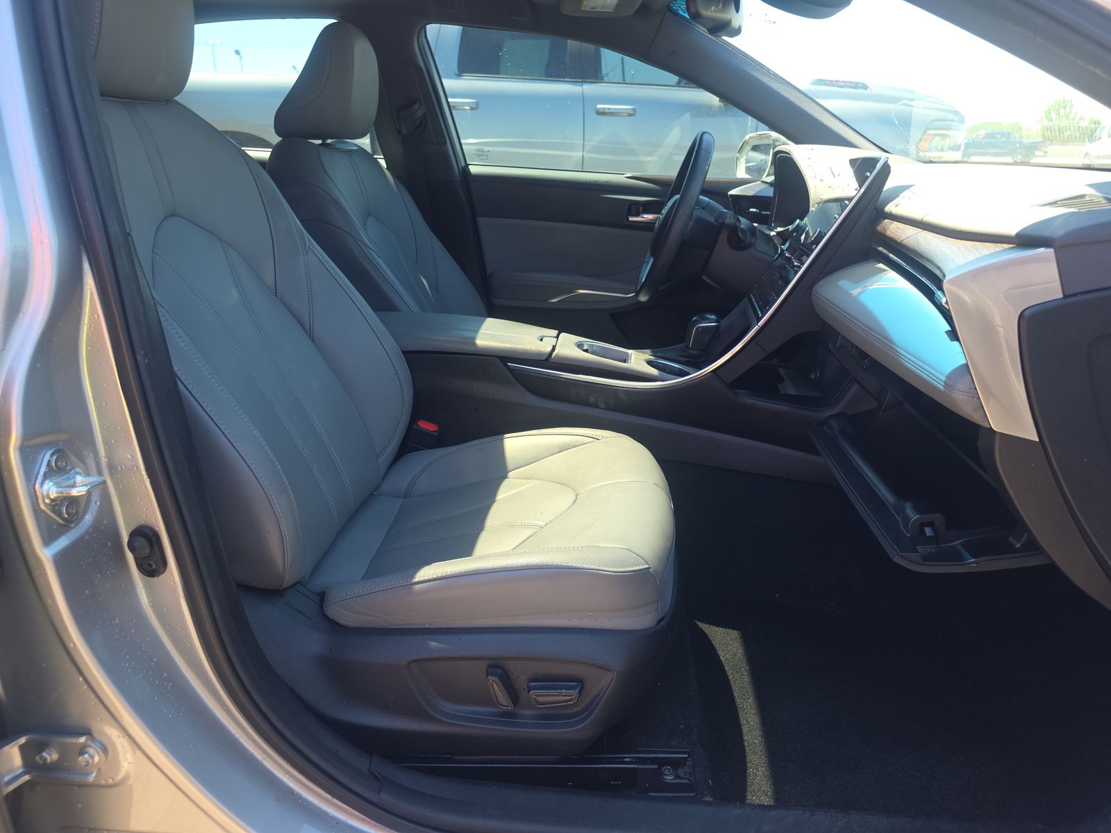 2022 Toyota Avalon XLE FWD