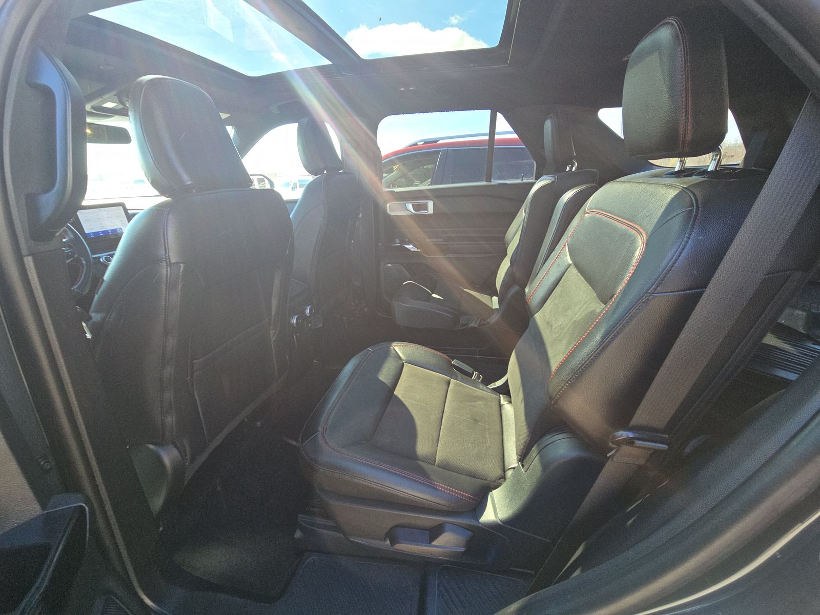 2023 Ford Explorer ST-Line AWD