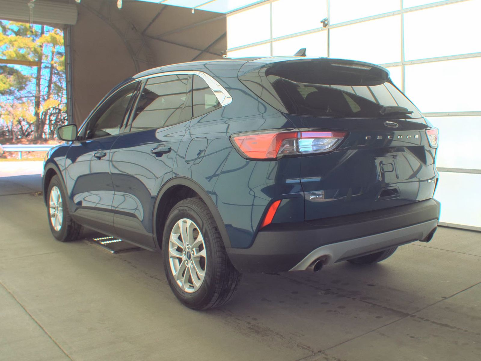 FORD ESCAPE - 9