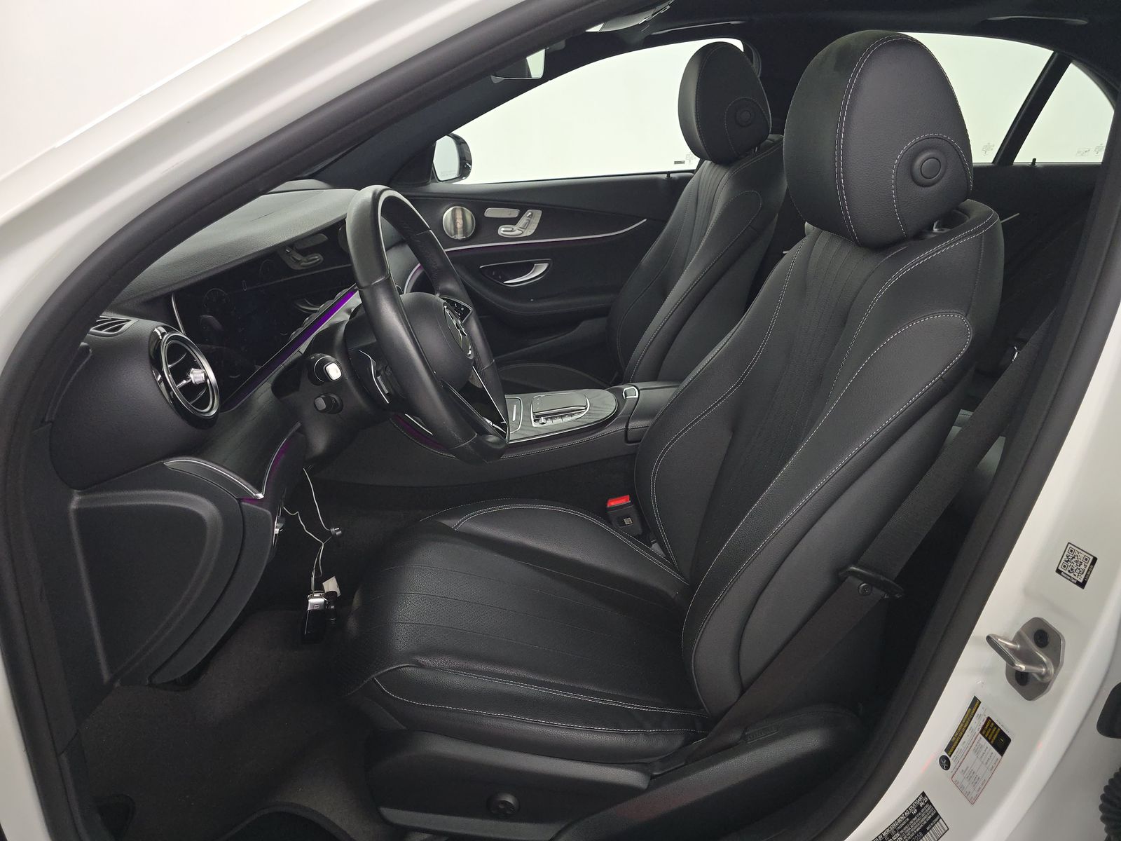 MERCEDES-BENZ E-CLASS - 8