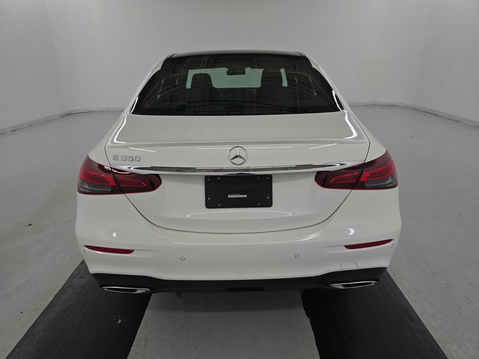 MERCEDES-BENZ E-CLASS - 6