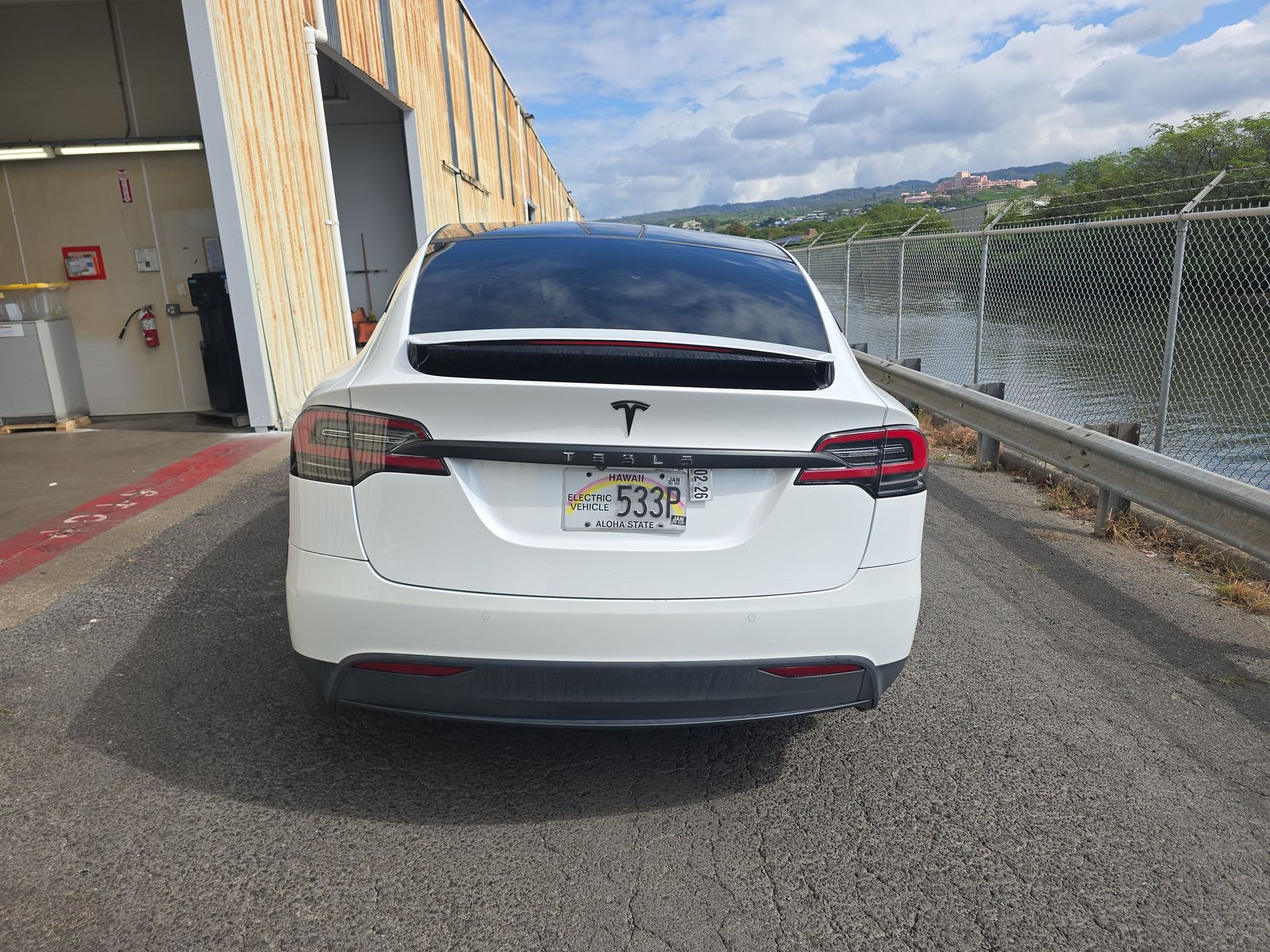 TESLA MODEL X - 6
