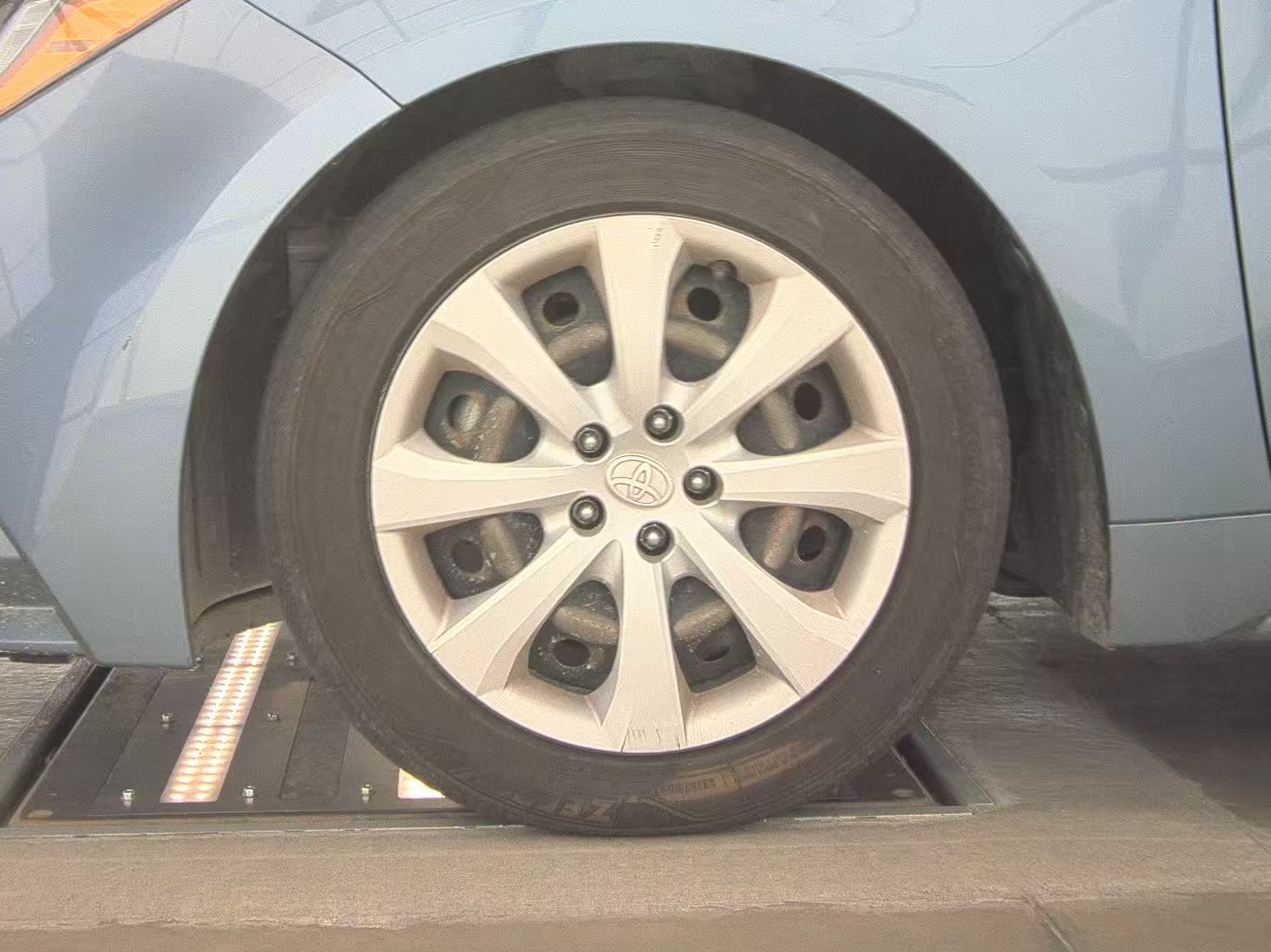 2022 Toyota Corolla LE FWD