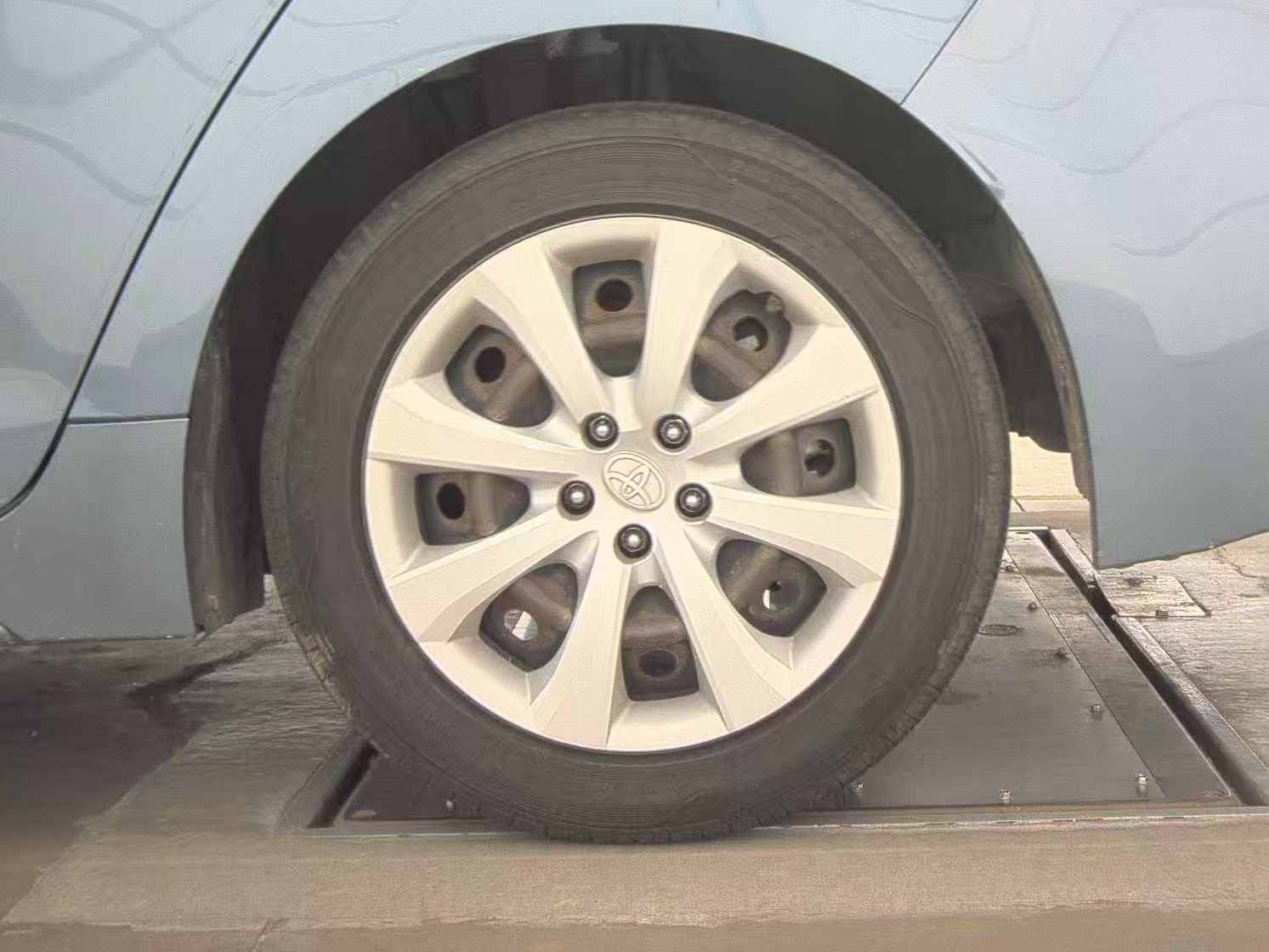 2022 Toyota Corolla LE FWD