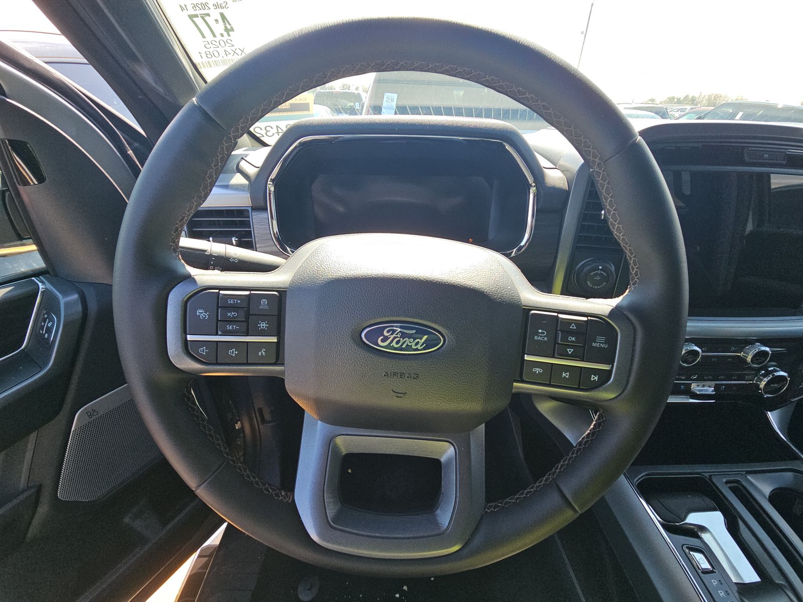 2025 Ford F-150 Lariat AWD