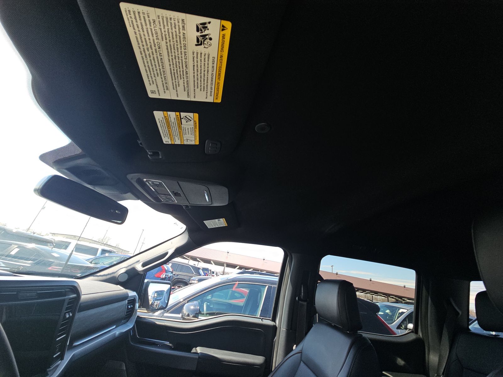 2025 Ford F-150 Lariat AWD