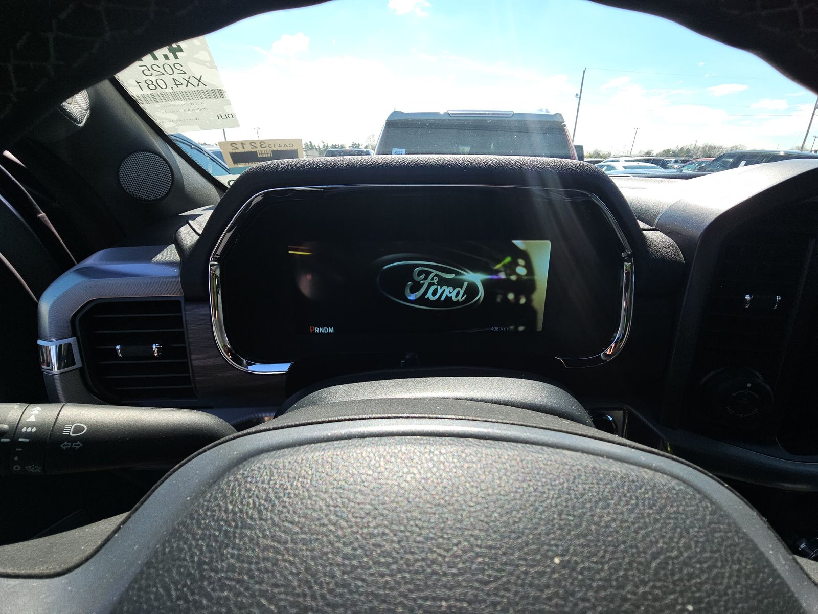 2025 Ford F-150 Lariat AWD