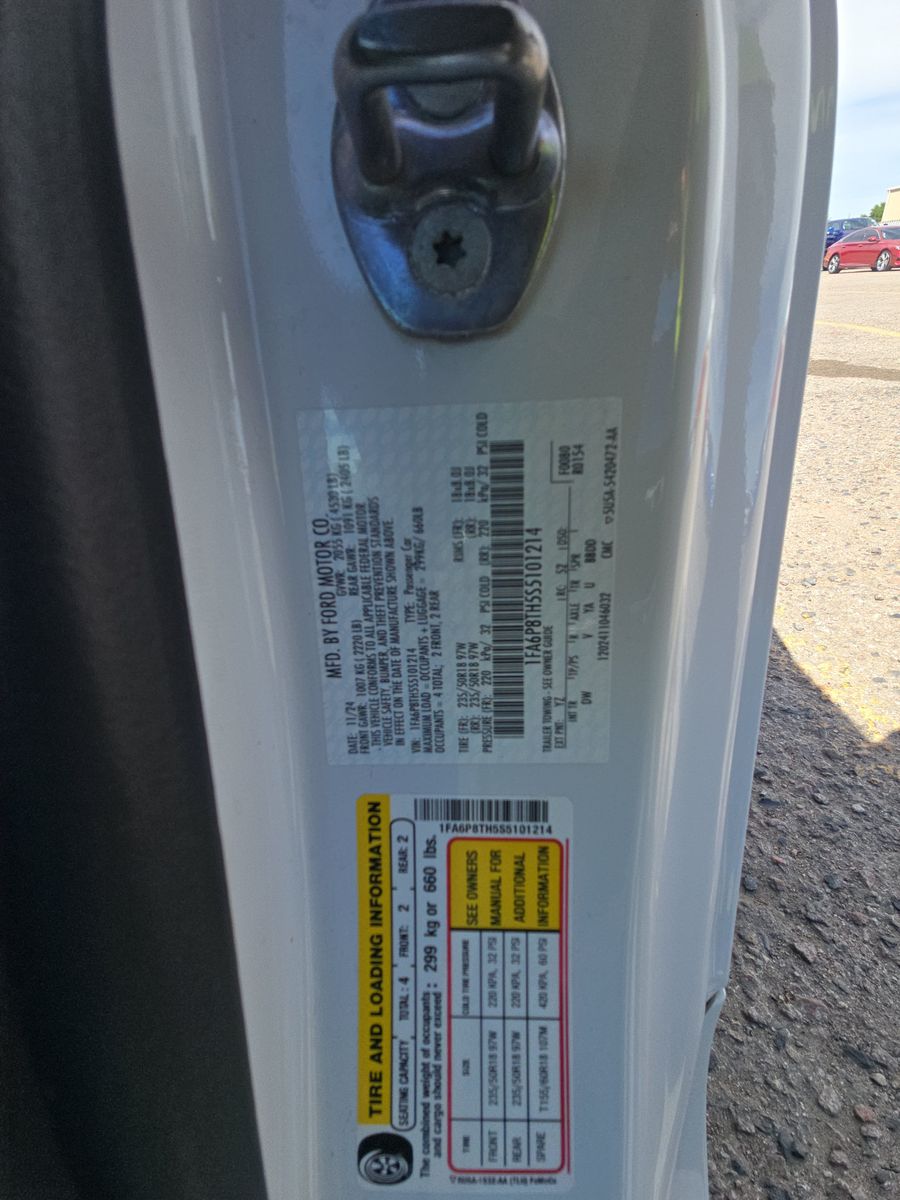 2025 Ford Mustang EcoBoost RWD